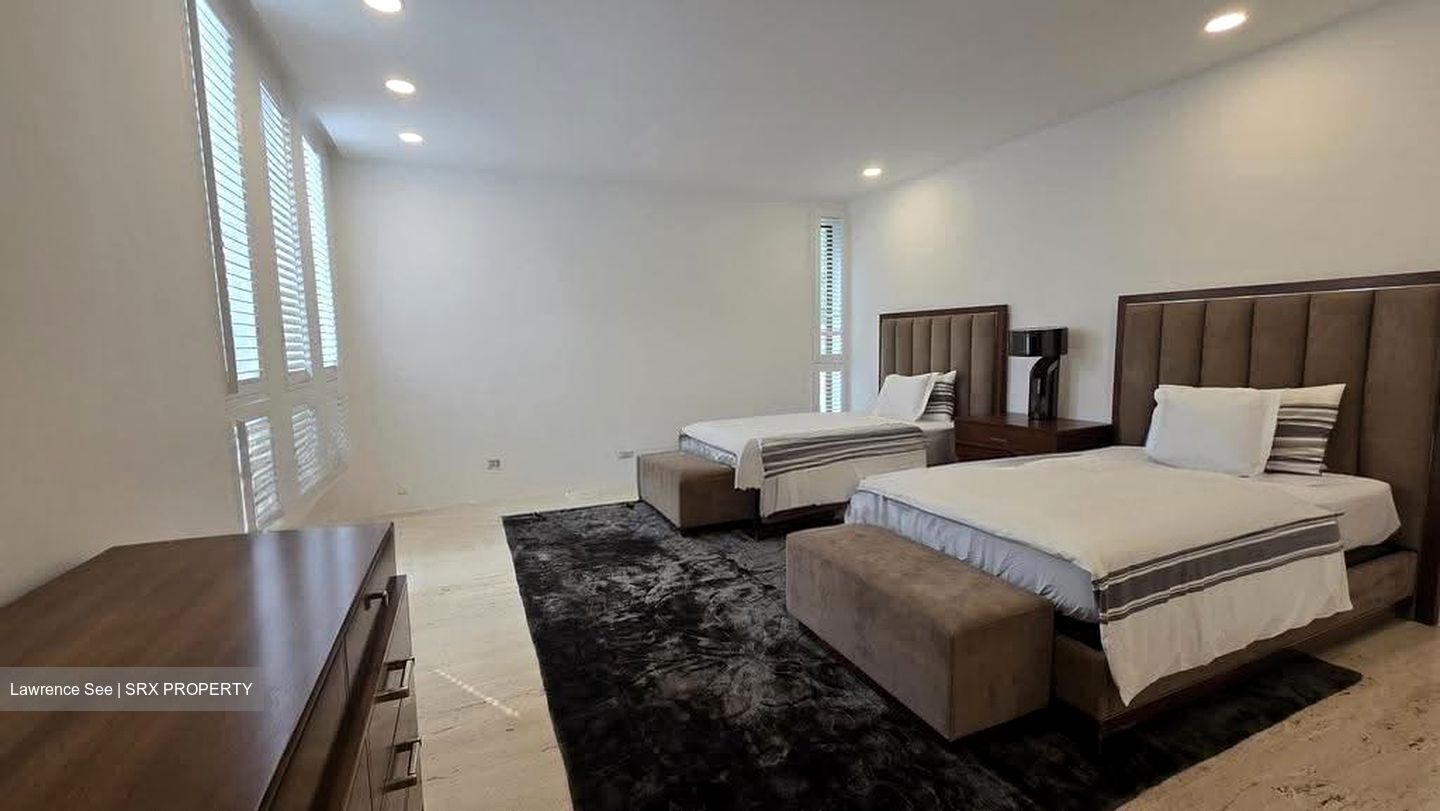 One Tree Hill Collection (D10), Detached #630940681